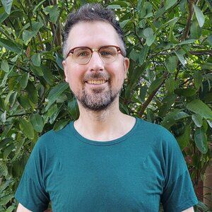 Man Mes emerald green tshirt short sleeve streetwear small